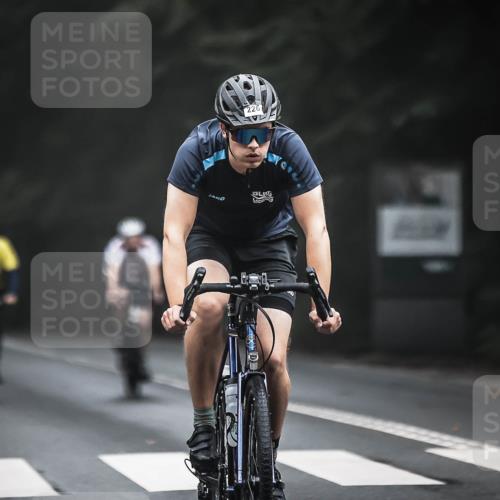 13.09.2026 - Stadtparktriathlon H.Heesch http://msf.ph/oto/10358300 13.09.2026 09:54:21 Radfahren 216, 223, 226, 257, 298, 302, 317 meine-sportfotos.de