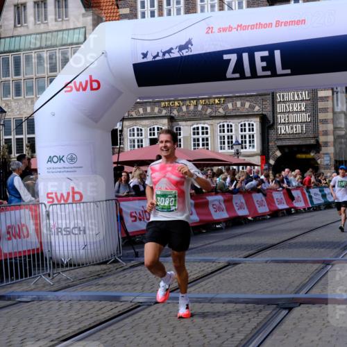 13.09.2026 - 21. swb-Marathon Bremen Tim E. http://msf.ph/oto/10358318 13.09.2026 12:53:50 Ziel 1089, 1168, 1606, 2352, 3080, 3606 meine-sportfotos.de