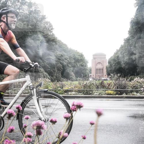 13.09.2026 - Stadtparktriathlon H.Heesch http://msf.ph/oto/10358321 13.09.2026 13:18:09 Radfahren 1290, 1350 meine-sportfotos.de