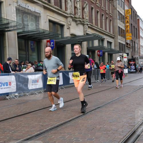 13.09.2026 - 21. swb-Marathon Bremen Strokosch-Dieckow http://msf.ph/oto/10358371 13.09.2026 11:18:34 Ziel 10005, 10202, 10264, 10344, 10524, 10568, 11443, 11629, 11794, 12090, 12422, 10176, 10191, 10192, 10194, 10535, 10600, 10651, 10895, 10899, 10997, 12177, 12178, 12371, 12561 meine-sportfotos.de
