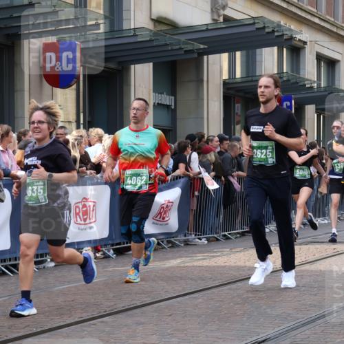 13.09.2026 - 21. swb-Marathon Bremen Strokosch-Dieckow http://msf.ph/oto/10358377 13.09.2026 13:34:59 Ziel 536, 1150, 2003, 2041, 2090, 2366, 2492, 2625, 2866, 3055, 3063, 3311, 3621, 3916, 4062, 4487, 4635, 4985, 5016, 5125, 5647, 6315, 6320, 6391, 6418, 6750, 6837, 7285, 7305, 7377, 7657, 7703, 7998, 8300, 8328, 8401, 8530, 8773, 8915, 9017, 9216, 9526, 9527, 13051, 489, 1210, 1967, 2413, 2430, 2525, 2561, 2755, 2831, 3181, 3217, 3353, 3380, 3765, 3768, 3842, 5125, 5378, 5415, 5647, 5684, 5694, 6085, 6403, 6627, 6655, 6756, 7123, 7405, 7750, 8515 meine-sportfotos.de