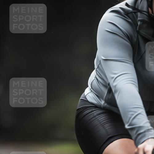13.09.2026 - Stadtparktriathlon H.Heesch http://msf.ph/oto/10358441 13.09.2026 09:54:40 Radfahren 230, 334 meine-sportfotos.de