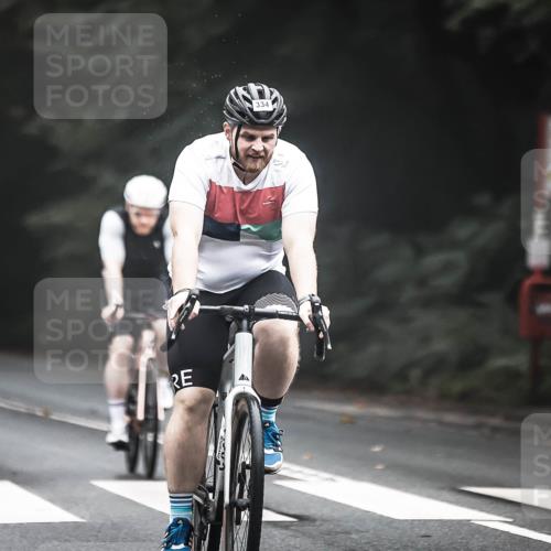 13.09.2026 - Stadtparktriathlon H.Heesch http://msf.ph/oto/10358447 13.09.2026 09:54:46 Radfahren 249, 253, 276, 334, 335 meine-sportfotos.de