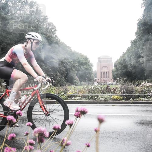13.09.2026 - Stadtparktriathlon H.Heesch http://msf.ph/oto/10358510 13.09.2026 13:19:51 Radfahren 1458, 1512 meine-sportfotos.de
