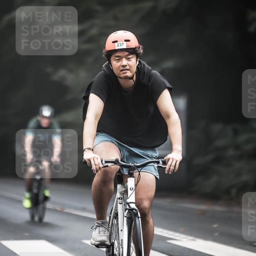 13.09.2026 - Stadtparktriathlon H.Heesch http://msf.ph/oto/10358539 13.09.2026 09:54:54 Radfahren 237, 245, 253, 276, 294, 316, 335 meine-sportfotos.de