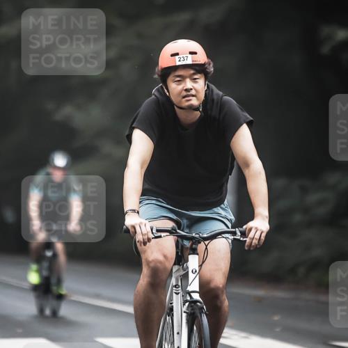 13.09.2026 - Stadtparktriathlon H.Heesch http://msf.ph/oto/10358542 13.09.2026 09:54:54 Radfahren 237, 245, 253, 276, 294, 316, 335 meine-sportfotos.de