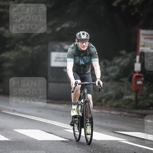 13.09.2026 - Stadtparktriathlon H.Heesch http://msf.ph/oto/10358555 13.09.2026 09:54:55 Radfahren 237, 245, 253, 276, 294, 316, 335 meine-sportfotos.de