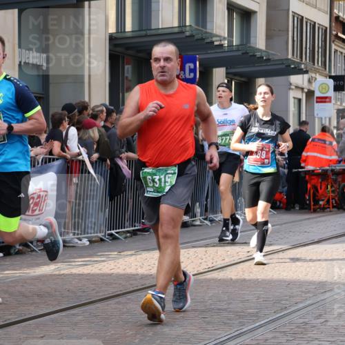 13.09.2026 - 21. swb-Marathon Bremen Strokosch-Dieckow http://msf.ph/oto/10358580 13.09.2026 13:35:04 Ziel 536, 1150, 2003, 2041, 2090, 2318, 2356, 2366, 2625, 2866, 3055, 3311, 3621, 3916, 4062, 4326, 4635, 4985, 5016, 5661, 6315, 6320, 6418, 6750, 6837, 7285, 7305, 7377, 7657, 7703, 7998, 8300, 8328, 8401, 8530, 8773, 8915, 9017, 9526, 9527, 9845, 9887, 489, 1210, 2413, 2430, 2492, 2525, 2561, 2755, 3063, 3181, 3217, 3353, 3380, 3768, 3842, 4487, 5125, 5415, 5647, 5684, 6085, 6391, 6403, 6627, 6655, 6756, 7123, 7405, 7750, 8515, 9017 meine-sportfotos.de