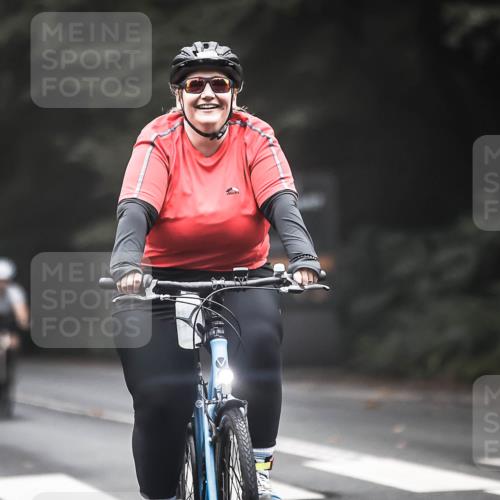 13.09.2026 - Stadtparktriathlon H.Heesch http://msf.ph/oto/10358608 13.09.2026 09:55:10 Radfahren 218, 250, 254, 268, 278, 303 meine-sportfotos.de