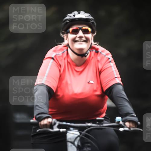 13.09.2026 - Stadtparktriathlon H.Heesch http://msf.ph/oto/10358618 13.09.2026 09:55:10 Radfahren 218, 250, 254, 268, 278, 303 meine-sportfotos.de