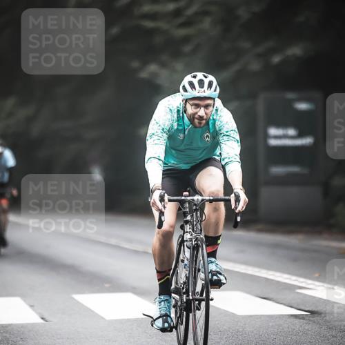 13.09.2026 - Stadtparktriathlon H.Heesch http://msf.ph/oto/10358653 13.09.2026 09:55:15 Radfahren 210, 218, 250, 254, 268, 278, 320, 338 meine-sportfotos.de