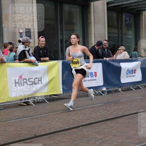 13.09.2026 - 21. swb-Marathon Bremen Strokosch-Dieckow http://msf.ph/oto/10358656 13.09.2026 11:18:47 Ziel 10202, 10524, 11629, 11794, 12090, 12462, 10005, 10176, 10194, 10264, 10344, 10568, 10600, 10899, 10997, 11443, 12371, 12422, 12561 meine-sportfotos.de
