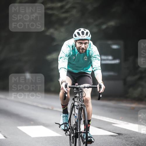 13.09.2026 - Stadtparktriathlon H.Heesch http://msf.ph/oto/10358660 13.09.2026 09:55:15 Radfahren 210, 218, 250, 254, 268, 278, 320, 338 meine-sportfotos.de
