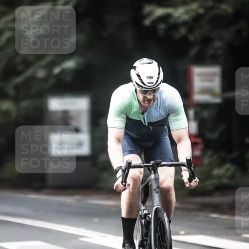 13.09.2026 - Stadtparktriathlon H.Heesch http://msf.ph/oto/10358675 13.09.2026 11:12:12 Radfahren 506, 519, 598, 600, 700 meine-sportfotos.de