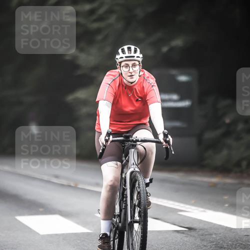 13.09.2026 - Stadtparktriathlon H.Heesch http://msf.ph/oto/10358770 13.09.2026 09:55:26 Radfahren 211, 281, 283, 297, 327, 330, 338 meine-sportfotos.de