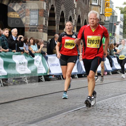 13.09.2026 - 21. swb-Marathon Bremen Strokosch-Dieckow http://msf.ph/oto/10358783 13.09.2026 10:57:37 Ziel 10166, 10226, 10300, 10394, 10517, 10518, 10578, 10687, 10700, 10969, 11236, 11292, 11484, 11498, 11609, 11667, 12037, 12263, 12382, 12383, 12400, 12411, 10078, 10460, 10565, 10707, 10728, 11153, 11532, 11568, 11824, 11856, 12222, 12228, 12231, 12264, 12427, 12555 meine-sportfotos.de