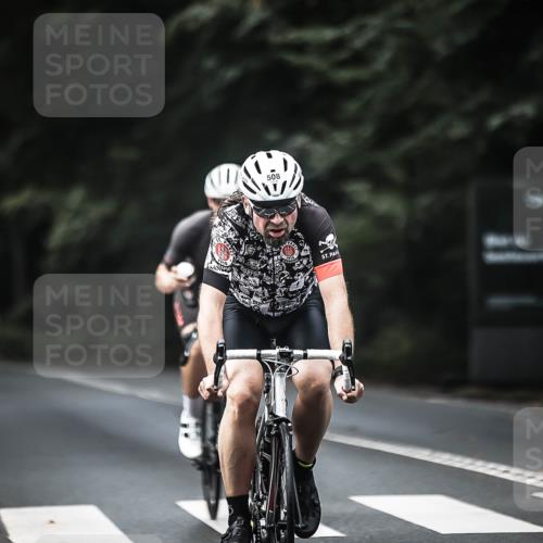 13.09.2026 - Stadtparktriathlon H.Heesch http://msf.ph/oto/10358796 13.09.2026 11:12:29 Radfahren 508, 595, 619, 664 meine-sportfotos.de