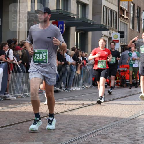 13.09.2026 - 21. swb-Marathon Bremen Strokosch-Dieckow http://msf.ph/oto/10358800 13.09.2026 13:35:09 Ziel 156, 1150, 2003, 2041, 2090, 2318, 2356, 2625, 2866, 3055, 3311, 3621, 3916, 4062, 4326, 4635, 4985, 5016, 5661, 6315, 6320, 6418, 6465, 6466, 6644, 6837, 7285, 7305, 7377, 7597, 7700, 7703, 8300, 8401, 8530, 8773, 8915, 9526, 9527, 9845, 9887, 489, 536, 1210, 2366, 2413, 2430, 2492, 2561, 2755, 3063, 3181, 3217, 3768, 4487, 4985, 5125, 5415, 5647, 5684, 6085, 6391, 6403, 6627, 6655, 6750, 6756, 7123, 7405, 7657, 7750, 8515, 9017 meine-sportfotos.de