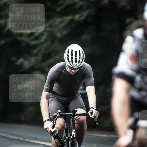 13.09.2026 - Stadtparktriathlon H.Heesch http://msf.ph/oto/10358810 13.09.2026 11:12:30 Radfahren 508, 595, 619, 664 meine-sportfotos.de