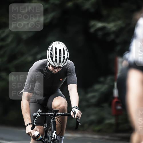 13.09.2026 - Stadtparktriathlon H.Heesch http://msf.ph/oto/10358813 13.09.2026 11:12:30 Radfahren 508, 595, 619, 664 meine-sportfotos.de