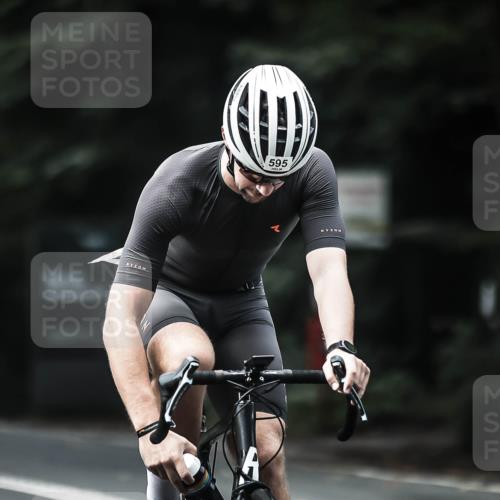 13.09.2026 - Stadtparktriathlon H.Heesch http://msf.ph/oto/10358822 13.09.2026 11:12:30 Radfahren 508, 595, 619, 664 meine-sportfotos.de