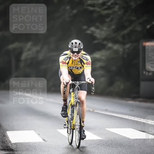 13.09.2026 - Stadtparktriathlon H.Heesch http://msf.ph/oto/10358829 13.09.2026 09:55:33 Radfahren 211, 319, 330 meine-sportfotos.de