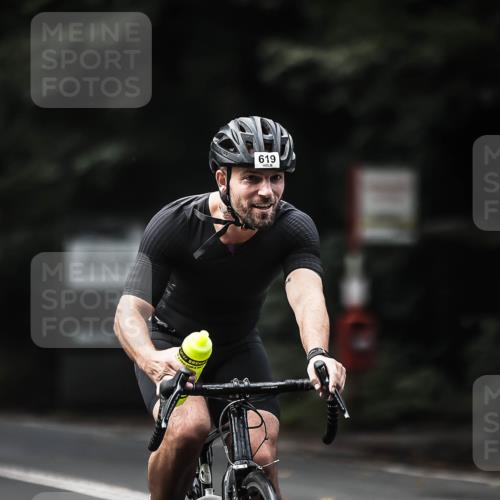 13.09.2026 - Stadtparktriathlon H.Heesch http://msf.ph/oto/10358847 13.09.2026 11:12:34 Radfahren 508, 595, 619, 664, 670 meine-sportfotos.de