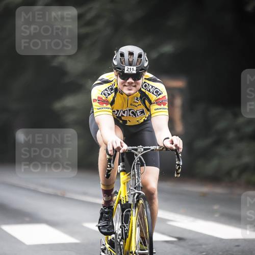 13.09.2026 - Stadtparktriathlon H.Heesch http://msf.ph/oto/10358849 13.09.2026 09:55:33 Radfahren 211, 319, 330 meine-sportfotos.de