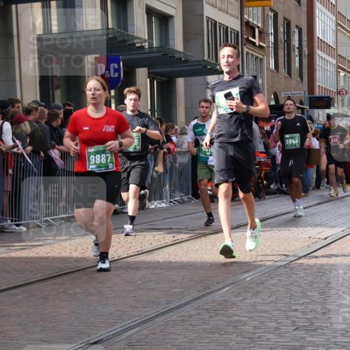 13.09.2026 - 21. swb-Marathon Bremen Strokosch-Dieckow http://msf.ph/oto/10358854 13.09.2026 13:35:10 Ziel 156, 1150, 2003, 2041, 2090, 2318, 2356, 2625, 2866, 3055, 3311, 3621, 3916, 4062, 4326, 4635, 5016, 5308, 5661, 6315, 6320, 6418, 6465, 6466, 6644, 6837, 7285, 7305, 7377, 7597, 7700, 7703, 8300, 8401, 8530, 8773, 8816, 8915, 9526, 9527, 9845, 9862, 9887, 489, 536, 2366, 2413, 2430, 2492, 2561, 2755, 3063, 3181, 3217, 3768, 3916, 4487, 4635, 4985, 5016, 5125, 5415, 5647, 5684, 6085, 6391, 6403, 6627, 6655, 6750, 6756, 7123, 7405, 7657, 7750, 8515, 9017 meine-sportfotos.de