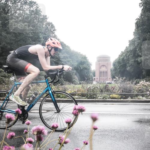 13.09.2026 - Stadtparktriathlon H.Heesch http://msf.ph/oto/10358859 13.09.2026 13:23:14 Radfahren 1457, 1466 meine-sportfotos.de
