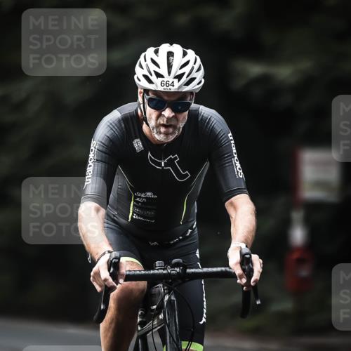 13.09.2026 - Stadtparktriathlon H.Heesch http://msf.ph/oto/10358871 13.09.2026 11:12:36 Radfahren 619, 664, 670 meine-sportfotos.de