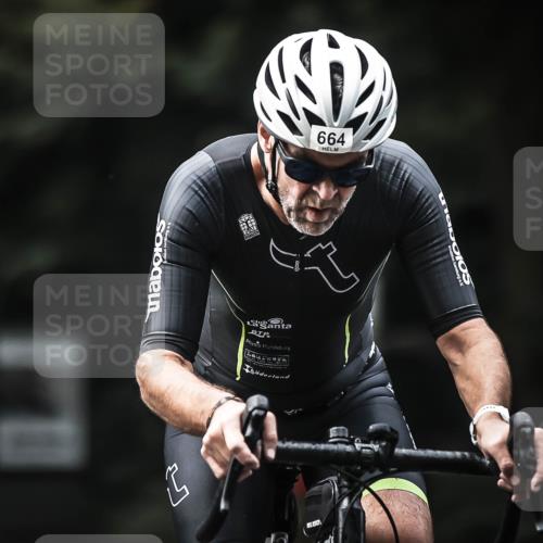 13.09.2026 - Stadtparktriathlon H.Heesch http://msf.ph/oto/10358879 13.09.2026 11:12:36 Radfahren 619, 664, 670 meine-sportfotos.de