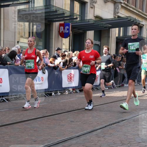13.09.2026 - 21. swb-Marathon Bremen Strokosch-Dieckow http://msf.ph/oto/10358885 13.09.2026 13:35:12 Ziel 156, 607, 1150, 2003, 2041, 2090, 2318, 2356, 2625, 2866, 3055, 3621, 3704, 4062, 4326, 5308, 5661, 6315, 6320, 6418, 6465, 6466, 6644, 6649, 6837, 7285, 7305, 7377, 7597, 7700, 8401, 8530, 8773, 8816, 8915, 9845, 9862, 9887, 489, 536, 2003, 2366, 2413, 2430, 2492, 2755, 3063, 3181, 3217, 3311, 3768, 3916, 4487, 4635, 4985, 5016, 5125, 5647, 5684, 6085, 6320, 6391, 6403, 6627, 6655, 6750, 6756, 7123, 7405, 7657, 7750, 8515, 9017 meine-sportfotos.de