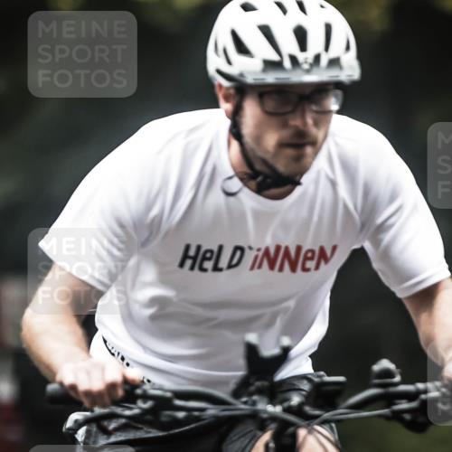 13.09.2026 - Stadtparktriathlon H.Heesch http://msf.ph/oto/10358909 13.09.2026 09:55:47 Radfahren 252 meine-sportfotos.de