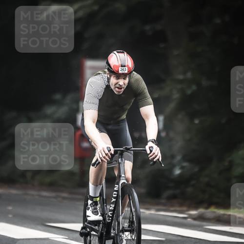 13.09.2026 - Stadtparktriathlon H.Heesch http://msf.ph/oto/10358936 13.09.2026 09:55:57 Radfahren 231, 263, 265 meine-sportfotos.de