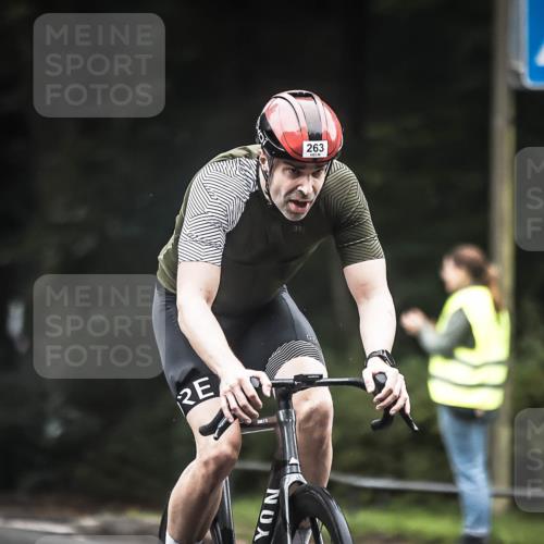 13.09.2026 - Stadtparktriathlon H.Heesch http://msf.ph/oto/10358946 13.09.2026 09:55:58 Radfahren 231, 246, 263, 265 meine-sportfotos.de