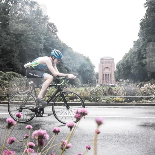 13.09.2026 - Stadtparktriathlon H.Heesch http://msf.ph/oto/10358963 13.09.2026 13:24:05 Radfahren 1351, 1426, 1446, 1485, 1508 meine-sportfotos.de