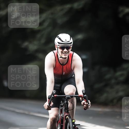 13.09.2026 - Stadtparktriathlon H.Heesch http://msf.ph/oto/10358979 13.09.2026 11:12:46 Radfahren 597, 653, 670, 702 meine-sportfotos.de