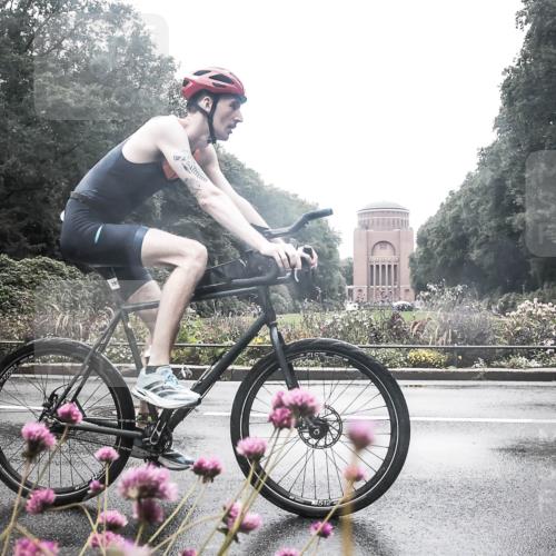 13.09.2026 - Stadtparktriathlon H.Heesch http://msf.ph/oto/10359002 13.09.2026 13:24:11 Radfahren 1199, 1289, 1351, 1426, 1446, 1450, 1452, 1465 meine-sportfotos.de