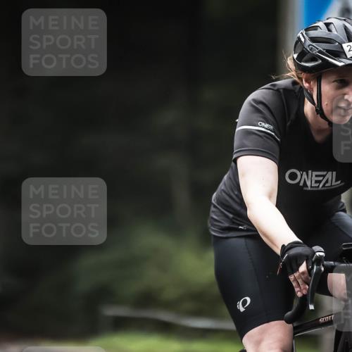 13.09.2026 - Stadtparktriathlon H.Heesch http://msf.ph/oto/10359007 13.09.2026 09:56:00 Radfahren 231, 246, 263, 265 meine-sportfotos.de
