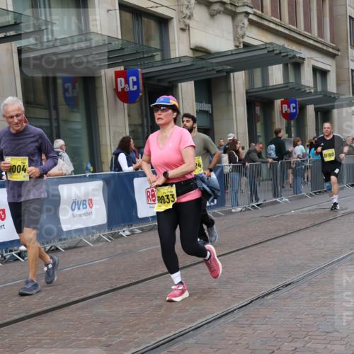 13.09.2026 - 21. swb-Marathon Bremen Strokosch-Dieckow http://msf.ph/oto/10359009 13.09.2026 11:19:07 Ziel 10004, 10629, 10933, 11050, 11760, 12224, 12462, 10005, 10202, 10344, 10524, 10568, 11629, 11794, 12090 meine-sportfotos.de