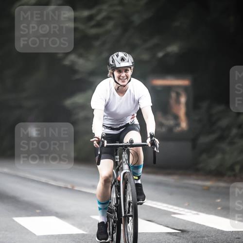 13.09.2026 - Stadtparktriathlon H.Heesch http://msf.ph/oto/10359012 13.09.2026 09:56:04 Radfahren 231, 246, 265, 345 meine-sportfotos.de