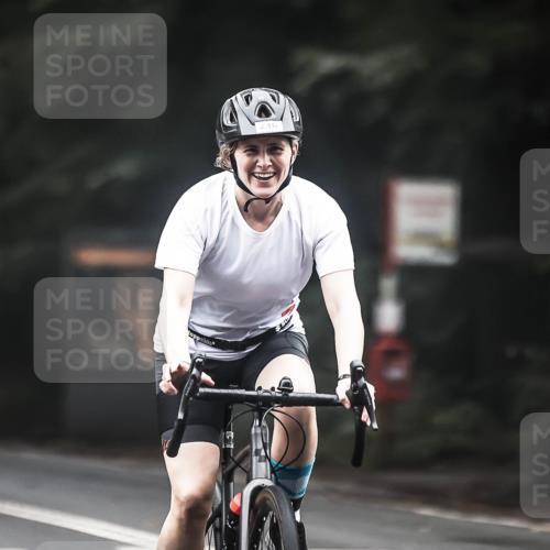 13.09.2026 - Stadtparktriathlon H.Heesch http://msf.ph/oto/10359032 13.09.2026 09:56:04 Radfahren 231, 246, 265, 345 meine-sportfotos.de