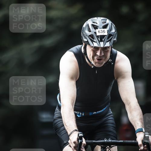 13.09.2026 - Stadtparktriathlon H.Heesch http://msf.ph/oto/10359042 13.09.2026 11:12:59 Radfahren 561, 636 meine-sportfotos.de