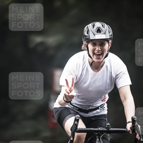 13.09.2026 - Stadtparktriathlon H.Heesch http://msf.ph/oto/10359044 13.09.2026 09:56:05 Radfahren 246, 265, 345 meine-sportfotos.de