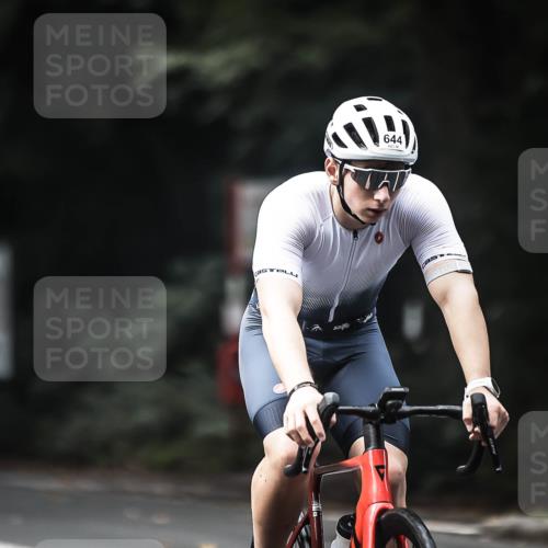 13.09.2026 - Stadtparktriathlon H.Heesch http://msf.ph/oto/10359111 13.09.2026 11:13:06 Radfahren 556, 560, 561, 633, 644 meine-sportfotos.de