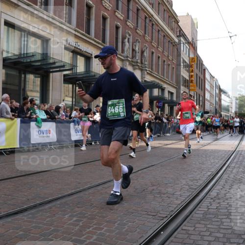 13.09.2026 - 21. swb-Marathon Bremen Strokosch-Dieckow http://msf.ph/oto/10359137 13.09.2026 13:35:17 Ziel 156, 532, 607, 1150, 2041, 2090, 2318, 2356, 3055, 3087, 3226, 3621, 3704, 3780, 4326, 5308, 5467, 5468, 5584, 5586, 5661, 6315, 6418, 6465, 6466, 6644, 6649, 6837, 7235, 7285, 7377, 7597, 7675, 7700, 8401, 8530, 8773, 8816, 8915, 9784, 9845, 9862, 9887, 9892, 13121, 13213, 536, 1150, 2003, 2366, 2430, 2492, 2625, 2866, 3063, 3311, 3916, 4062, 4487, 4635, 4985, 5016, 5125, 5647, 6320, 6391, 6403, 6655, 6750, 6837, 7123, 7405, 7657, 7750, 8515, 9017 meine-sportfotos.de