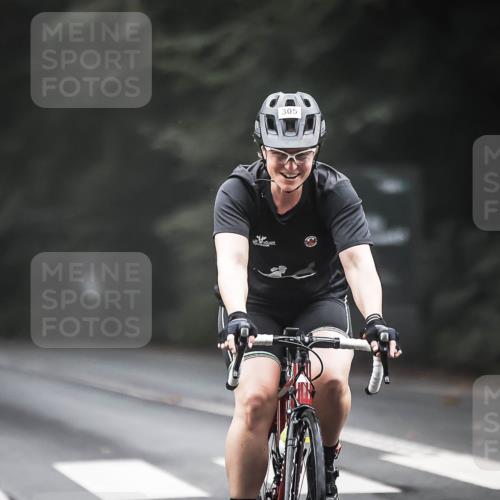 13.09.2026 - Stadtparktriathlon H.Heesch http://msf.ph/oto/10359145 13.09.2026 09:56:22 Radfahren 305 meine-sportfotos.de