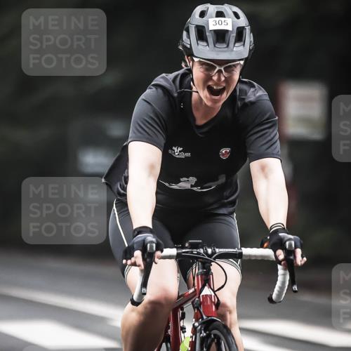 13.09.2026 - Stadtparktriathlon H.Heesch http://msf.ph/oto/10359159 13.09.2026 09:56:23 Radfahren 305 meine-sportfotos.de