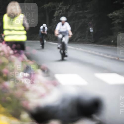 13.09.2026 - Stadtparktriathlon H.Heesch http://msf.ph/oto/10359183 13.09.2026 09:56:39 Radfahren 212, 248 meine-sportfotos.de